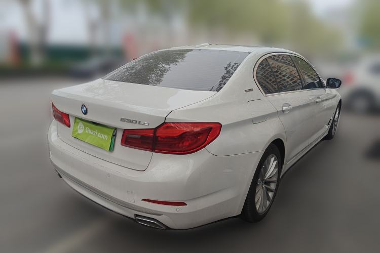 Used BMW 5 Series New Energy 2019 Updated Version 530Le Luxury Package Rear Right 45 Deg