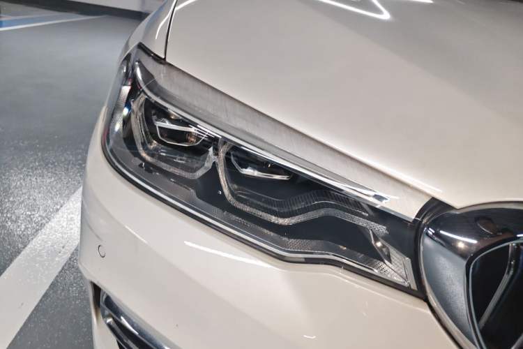Used BMW 5 Series New Energy 2019 530Le Luxury Package Right Front Headlight