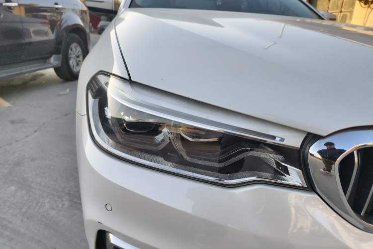 Used BMW 5 Series New Energy 2019 530Le Luxury Package Right Front Headlight
