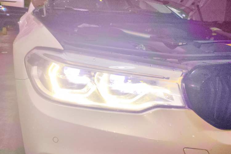 Used BMW 5 Series New Energy 2019 530Le Luxury Package Right Front Headlight