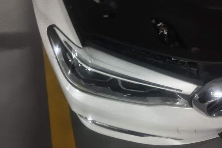 Used BMW 5 Series New Energy 2019 Updated Version 530Le Luxury Package Right Front Headlight