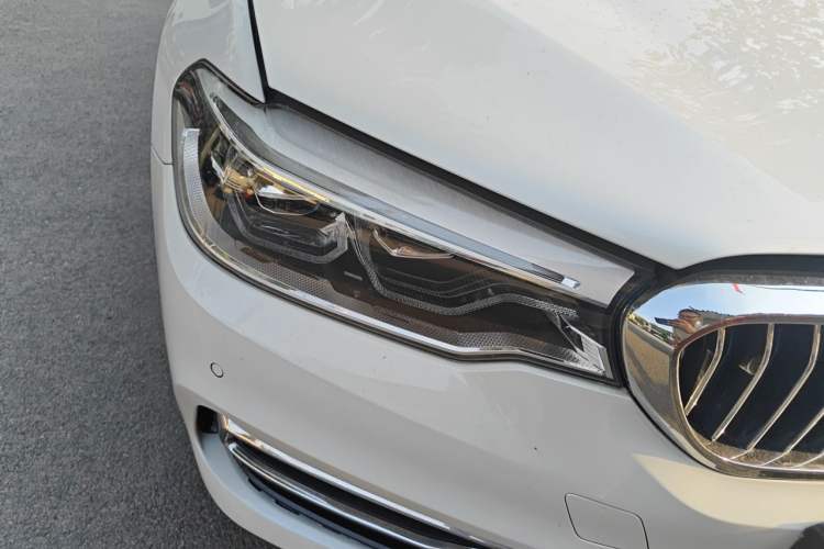 Used BMW 5 Series New Energy 2019 530Le Luxury Package Right Front Headlight