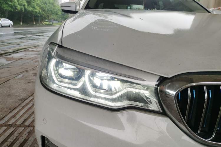 Used BMW 5 Series New Energy 2019 Updated Version 530Le Luxury Package Right Front Headlight