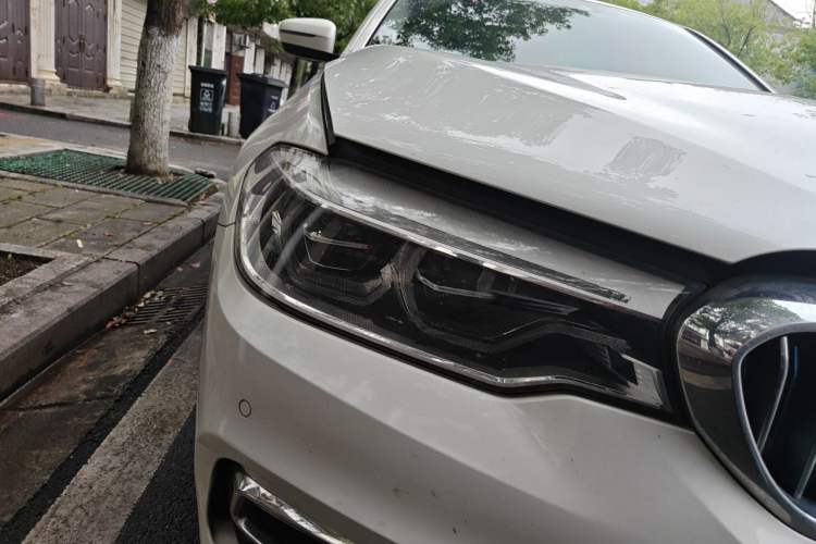 Used BMW 5 Series New Energy 2019 Updated 530Le Pioneer Edition Right Front Headlight