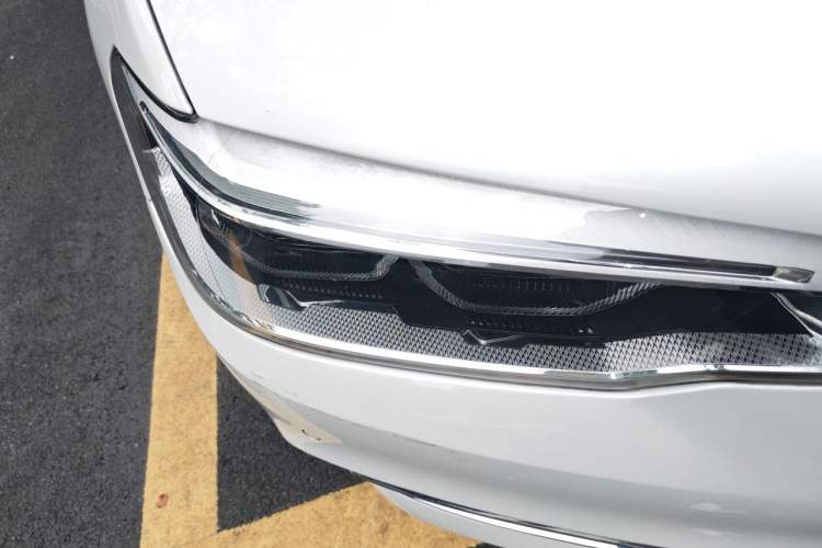 Used BMW 5 Series New Energy 2019 Updated Version 530Le Luxury Package Right Front Headlight