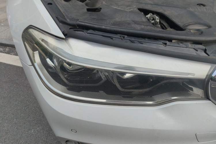 Used BMW 5 Series New Energy 2019 530Le Pioneer Edition Right Front Headlight
