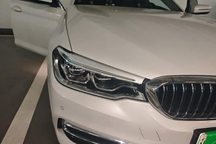 Used BMW 5 Series New Energy 2019 Updated 530Le Pioneer Edition Right Front Headlight