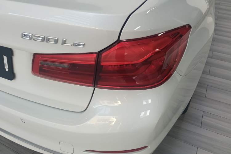 Used BMW 5 Series New Energy 2019 Updated Version 530Le Luxury Package Right Rear Taillight