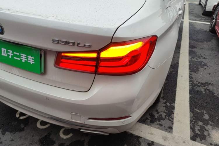 Used BMW 5 Series New Energy 2019 Updated Version 530Le Luxury Package Right Rear Taillight