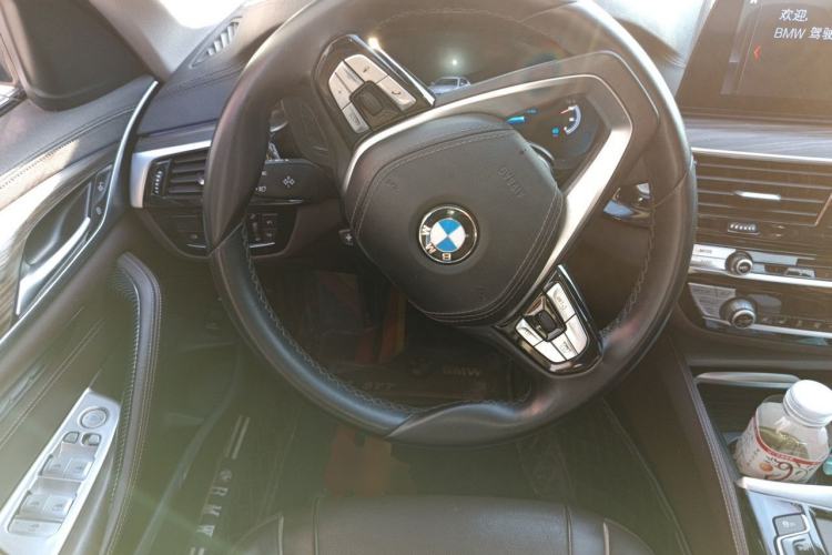 Used BMW 5 Series New Energy 2019 Updated Version 530Le Luxury Package Steering Wheel