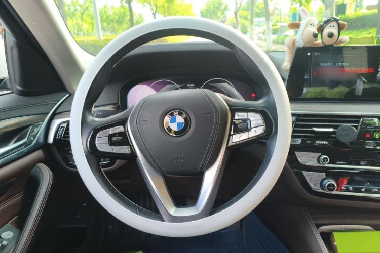 Used BMW 5 Series New Energy 2019 530Le Luxury Package Steering Wheel