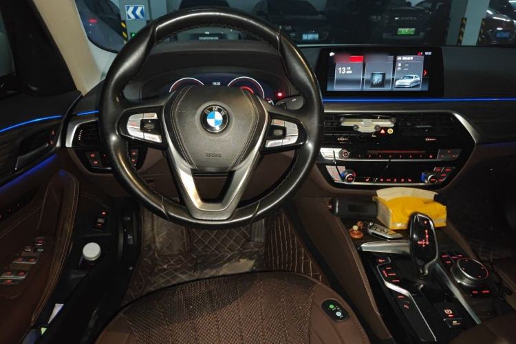 Used BMW 5 Series New Energy 2019 530Le Luxury Package Steering Wheel