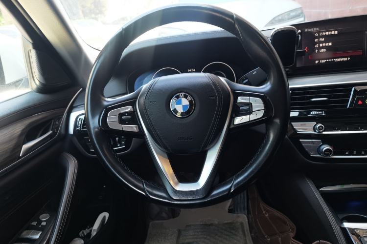 Used BMW 5 Series New Energy 2019 530Le Luxury Package Steering Wheel