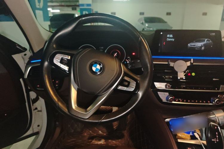 Used BMW 5 Series New Energy 2019 Updated 530Le Pioneer Edition Steering Wheel
