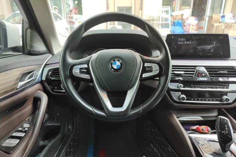 Used BMW 5 Series New Energy 2019 Updated Version 530Le Luxury Package Steering Wheel