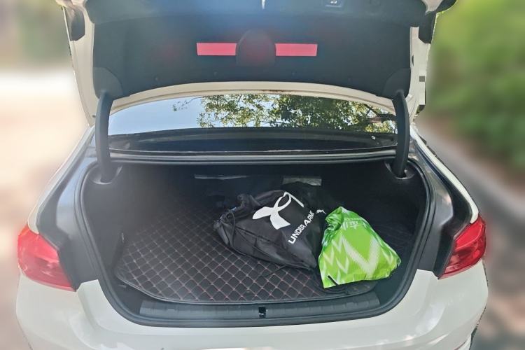 Used BMW 5 Series New Energy 2019 530Le Luxury Package Trunk