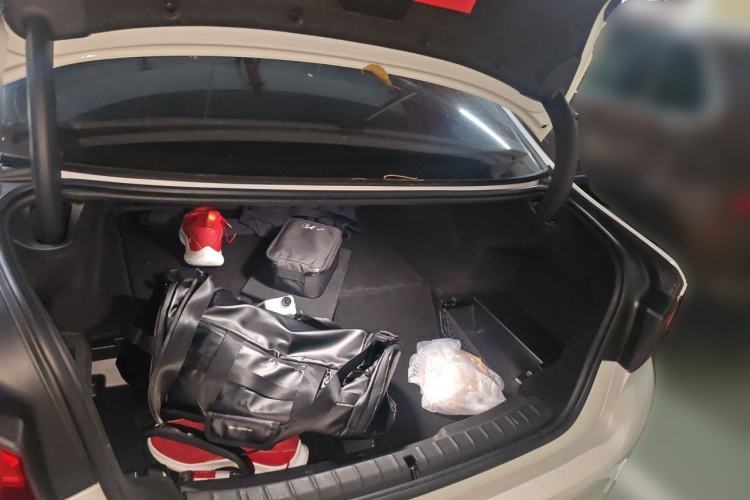 Used BMW 5 Series New Energy 2019 Updated Version 530Le Luxury Package Trunk