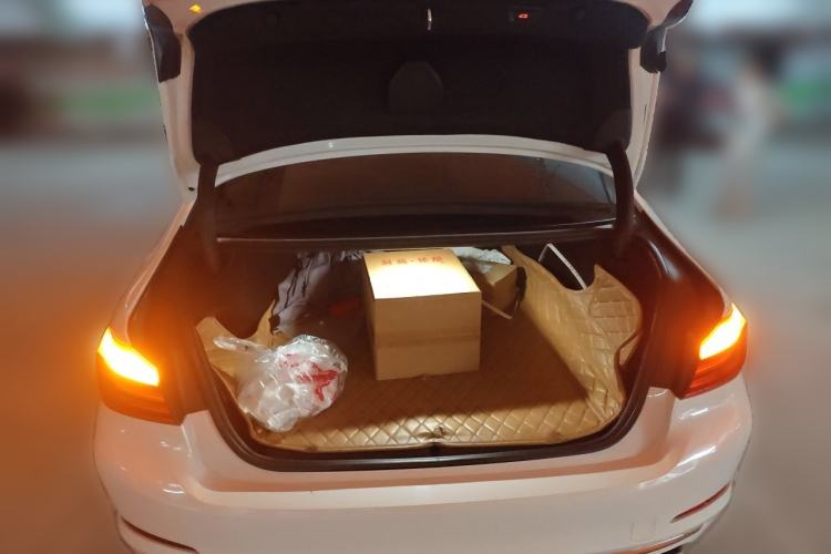 Used BMW 5 Series New Energy 2019 530Le Luxury Package Trunk