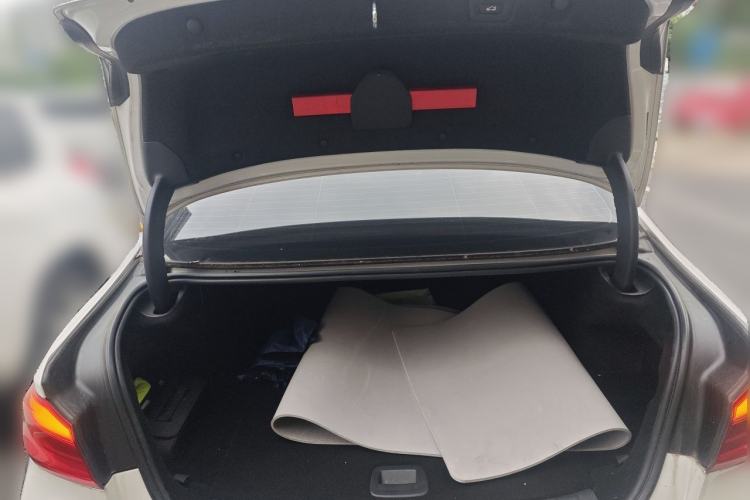 Used BMW 5 Series New Energy 2019 530Le Luxury Package Trunk