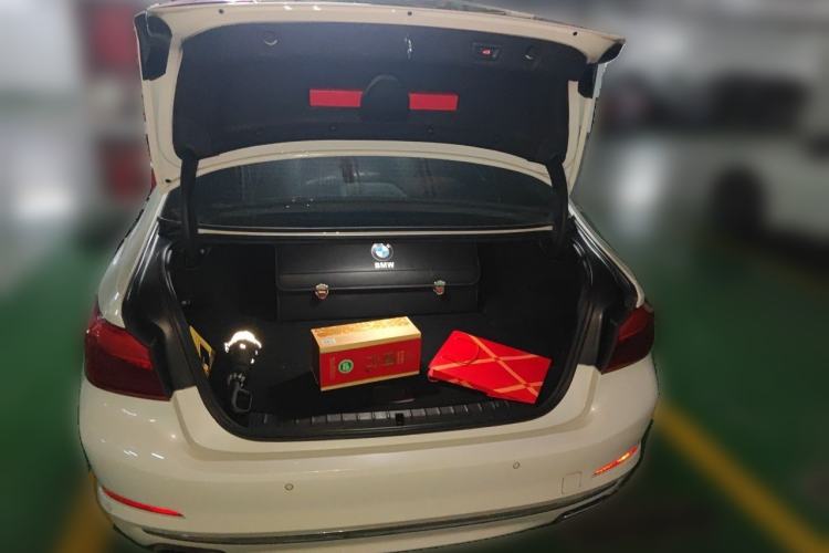 Used BMW 5 Series New Energy 2019 530Le Luxury Package Trunk