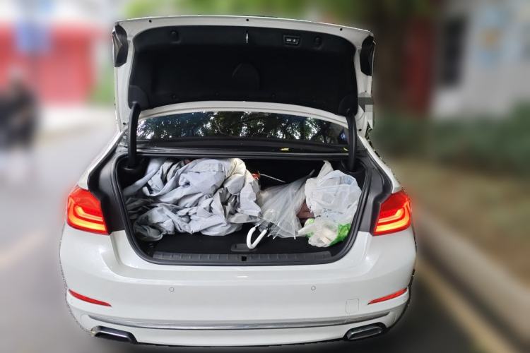 Used BMW 5 Series New Energy 2019 Updated Version 530Le Luxury Package Trunk