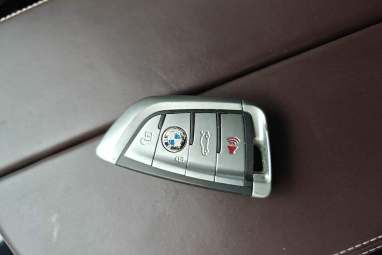 Used BMW 5 Series New Energy 2019 Updated Version 530Le Luxury Package Vehicle Key