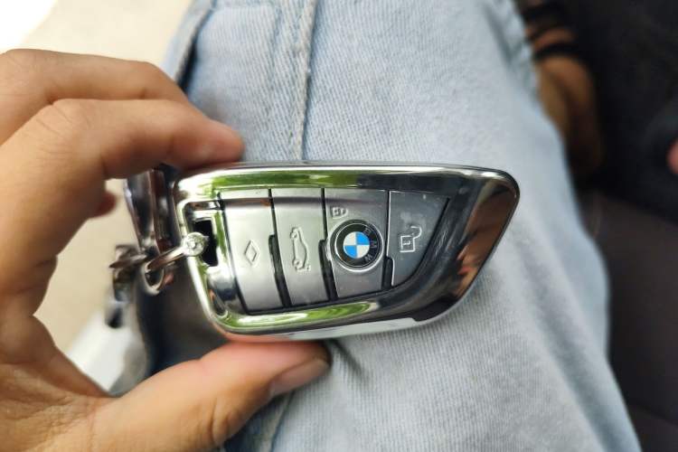 Used BMW 5 Series New Energy 2019 530Le Luxury Package Vehicle Key