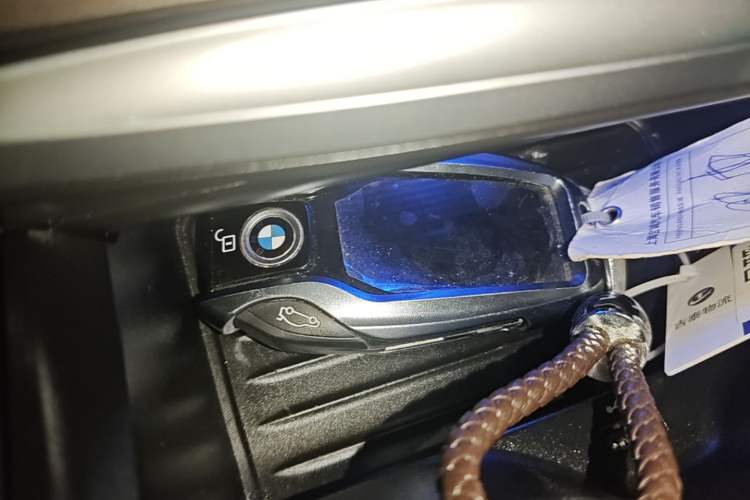 Used BMW 5 Series New Energy 2019 Updated Version 530Le Luxury Package Vehicle Key