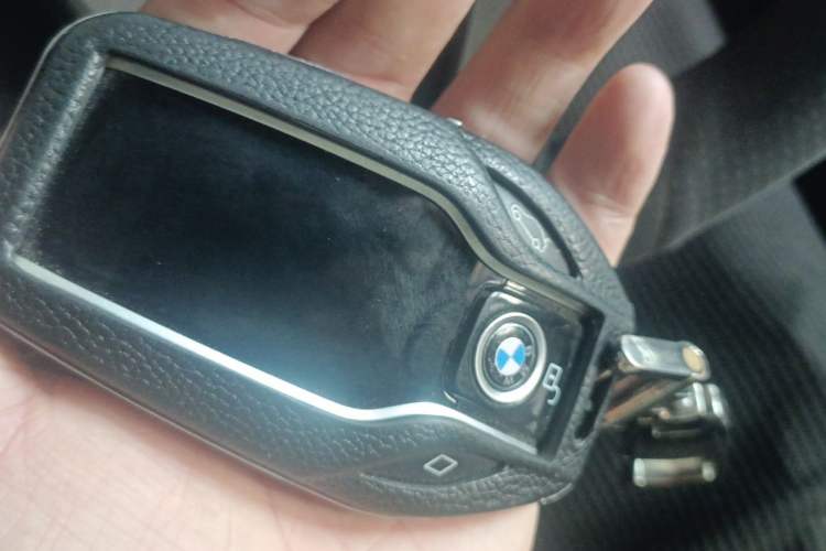 Used BMW 5 Series New Energy 2019 530Le Luxury Package Vehicle Key