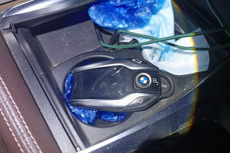 Used BMW 5 Series New Energy 2019 530Le Pioneer Edition Vehicle Key