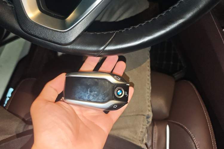 Used BMW 5 Series New Energy 2019 Updated 530Le Pioneer Edition Vehicle Key