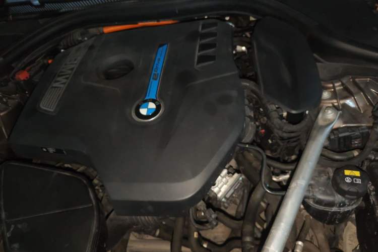 Used BMW 5 Series New Energy 2019 Updated Version 530Le Luxury Package Engine Bay Left