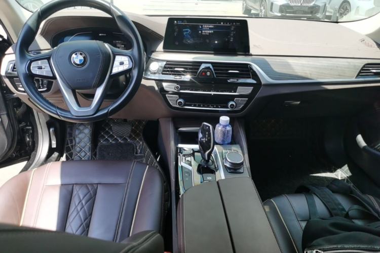 Used BMW 5 Series New Energy 2020 530Le Luxury Package Center Console