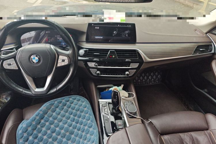 Used BMW 5 Series New Energy 2020 Mileage Upgrade Version 530Le Pioneer Edition Center Console