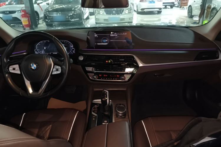 Used BMW 5 Series New Energy 2020 Mileage Upgrade Version 530Le Luxury Package Center Console