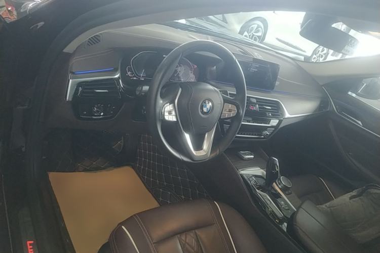 Used BMW 5 Series New Energy 2020 Mileage Upgrade Version 530Le Luxury Package Center Console