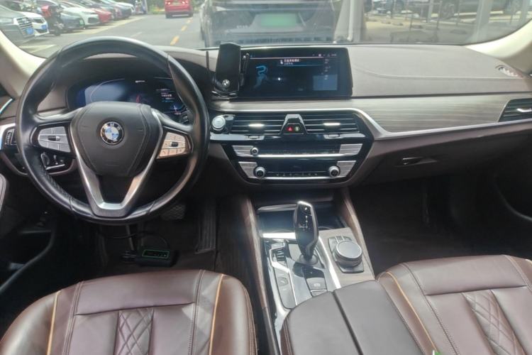 Used BMW 5 Series New Energy 2020 Mileage Upgrade Version 530Le Luxury Package Center Console