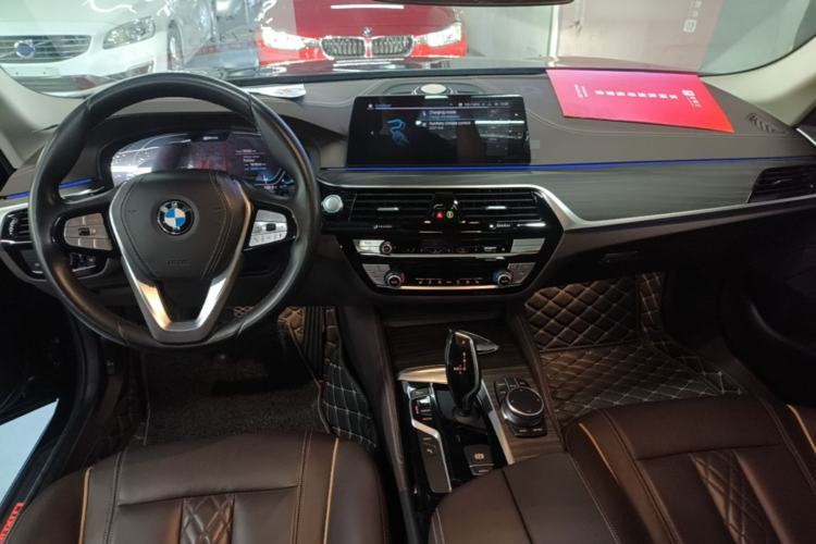 Used BMW 5 Series New Energy 2020 Mileage Upgrade Version 530Le Luxury Package Center Console