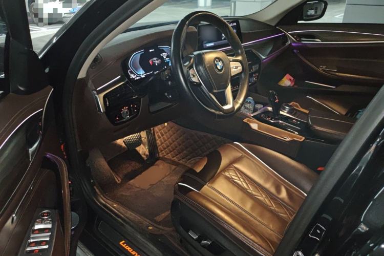 Used BMW 5 Series New Energy 2020 530Le Luxury Package Driver Seat