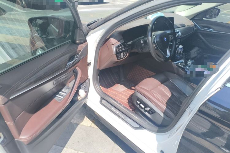 Used BMW 5 Series New Energy 2020 Mileage Upgrade Version 530Le Pioneer Edition Driver Seat