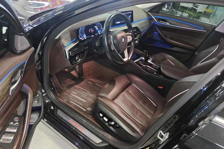 Used BMW 5 Series New Energy 2020 Mileage Upgrade Version 530Le Pioneer Edition Driver Seat