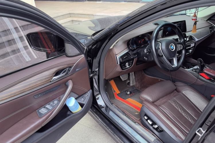 Used BMW 5 Series New Energy 2020 530Le Pioneer Edition Driver Seat