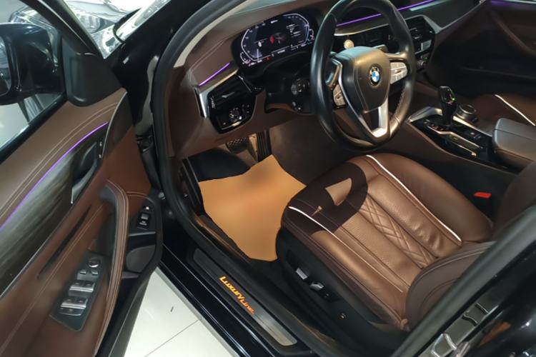 Used BMW 5 Series New Energy 2020 Mileage Upgrade Version 530Le Luxury Package Driver Seat