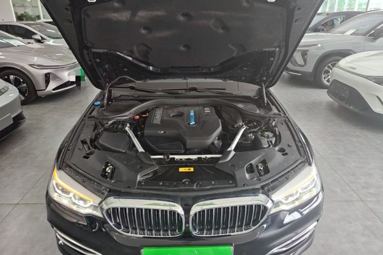Used BMW 5 Series New Energy 2020 Mileage Upgrade Version 530Le Pioneer Edition Engine Bay