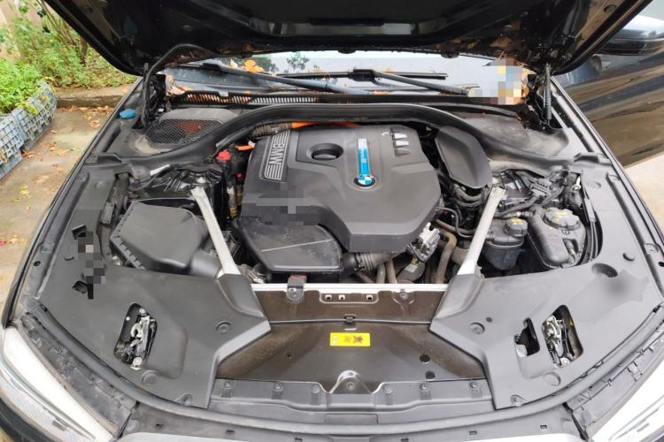 Used BMW 5 Series New Energy 2020 530Le Pioneer Edition Engine Bay