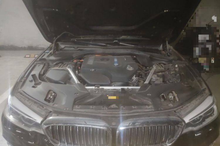 Used BMW 5 Series New Energy 2020 Mileage Upgrade Version 530Le Luxury Package Engine Bay