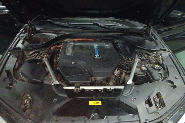 Used BMW 5 Series New Energy 2020 Mileage Upgrade Version 530Le Pioneer Edition Engine Bay