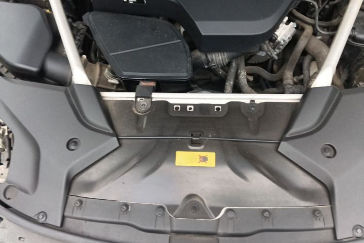 Used BMW 5 Series New Energy 2020 530Le Luxury Package Engine Bay
