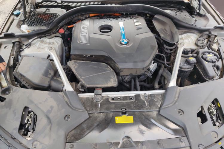 Used BMW 5 Series New Energy 2020 530Le Luxury Package Engine Bay