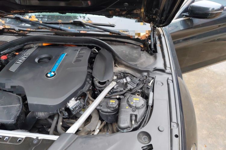 Used BMW 5 Series New Energy 2020 530Le Pioneer Edition Engine Bay Left